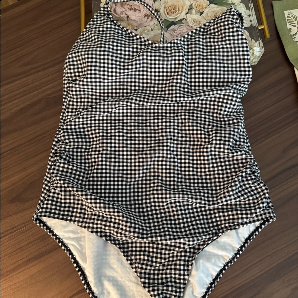 Kona Sol Gingham Women’s One Piece Worn Once